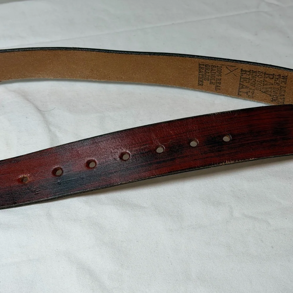 Made in USA Size 32 Genuine Saddle Leather Western Cowboy Belt with Belt Buckle